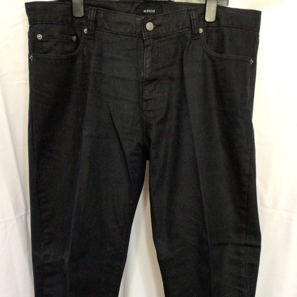 Black pair of Alfani used Jeans